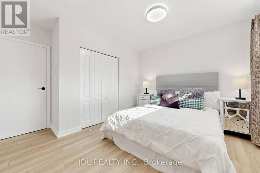 105 Park Avenue — photo 15 of 40