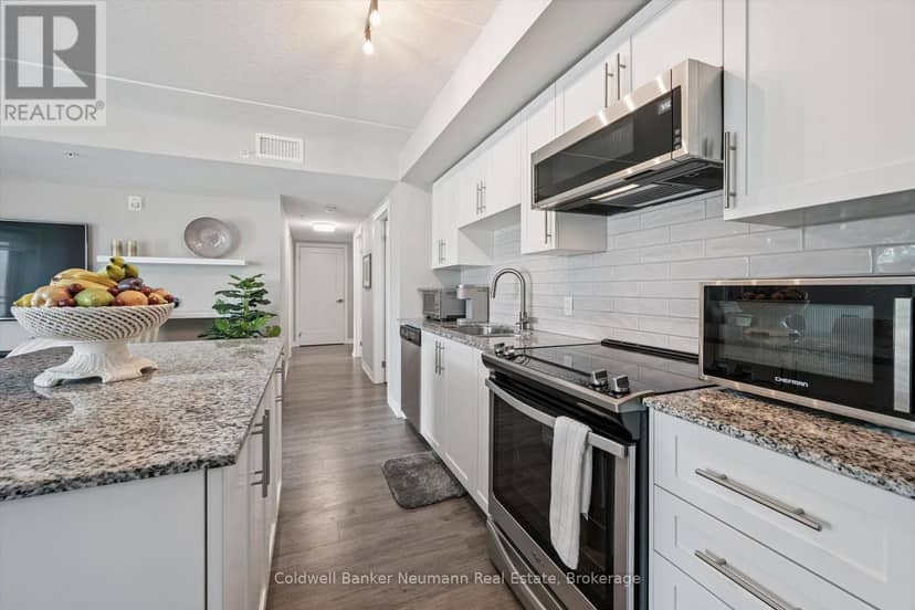 102 - 104 Summit Ridge Drive — photo 21 of 40