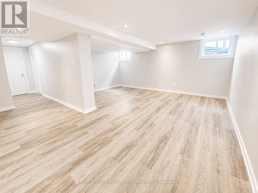 6 - 837 Eastvale Drive — photo 21 of 27