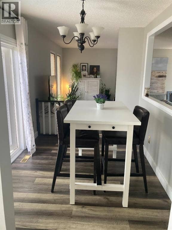 8 Harolds Hollow, Whitecourt, photo 7