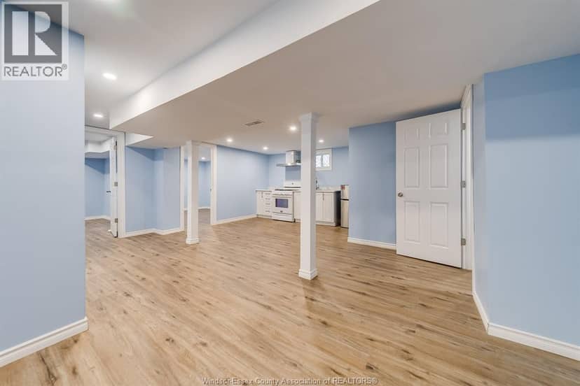 127 Coverdale Street — photo 24 of 29