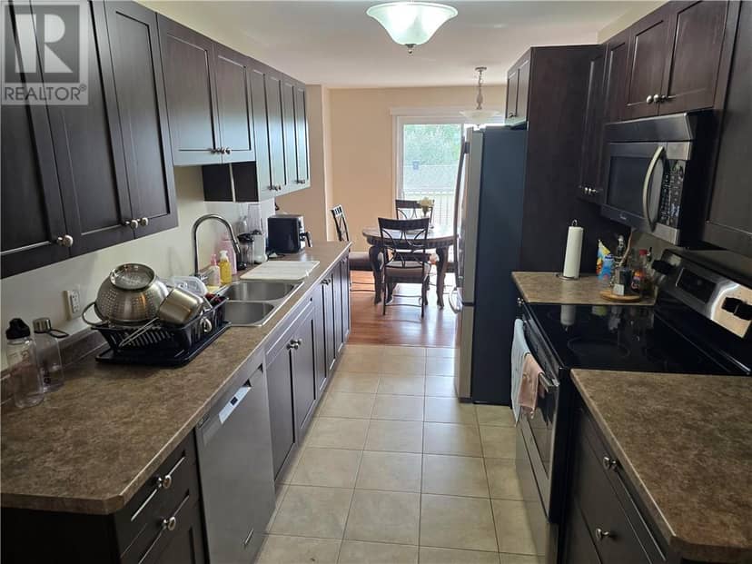 1130 & 1138 McAllister Avenue — photo 15 of 40