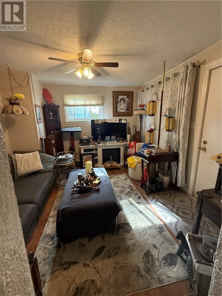 1130 & 1138 McAllister Avenue — photo 32 of 40