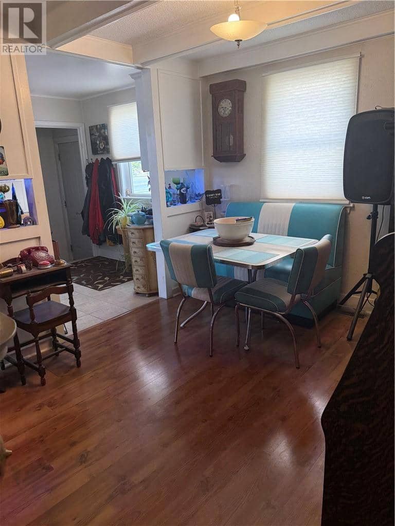 1130 & 1138 McAllister Avenue — photo 37 of 40