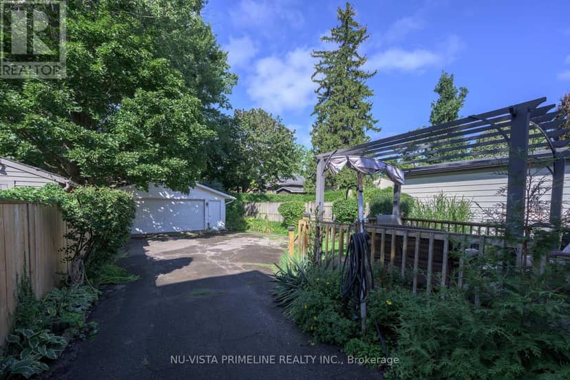 83 Thornton Avenue — photo 19 of 40
