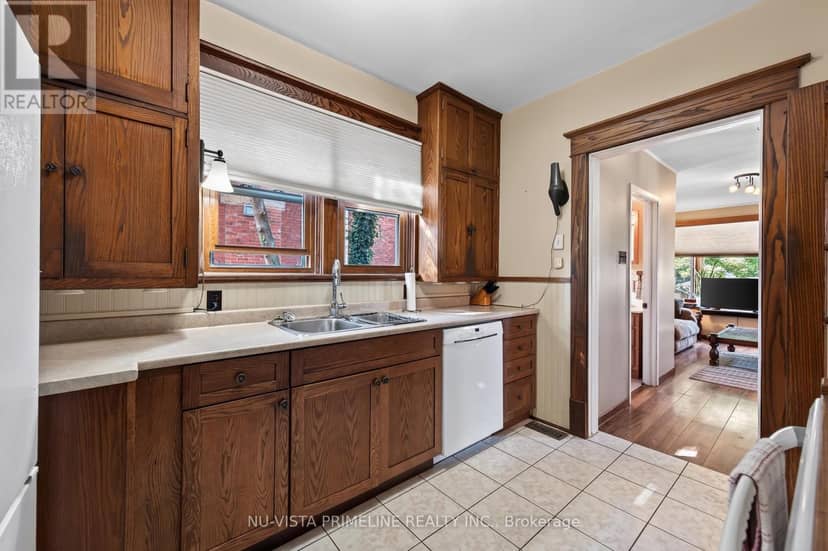 83 Thornton Avenue — photo 31 of 40