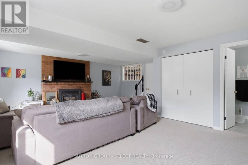 587 Classic Court — photo 27 of 39