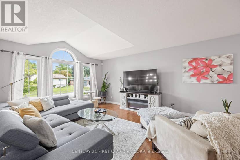 34 Brock Street, St. Thomas, photo 8