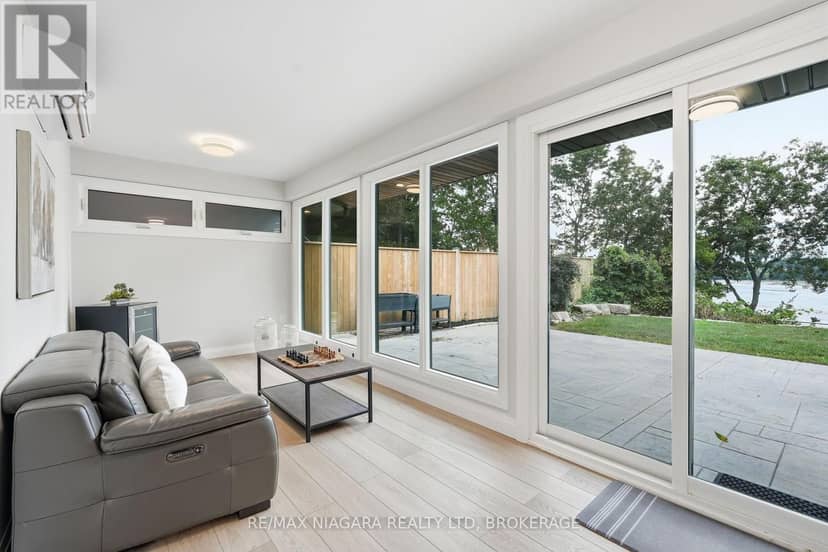 38 Royal Henley Boulevard — photo 15 of 40