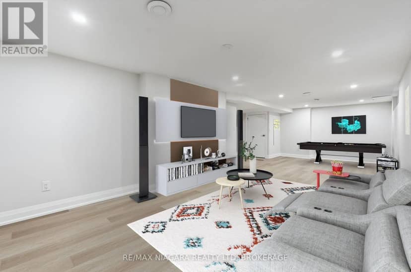 38 Royal Henley Boulevard — photo 27 of 40