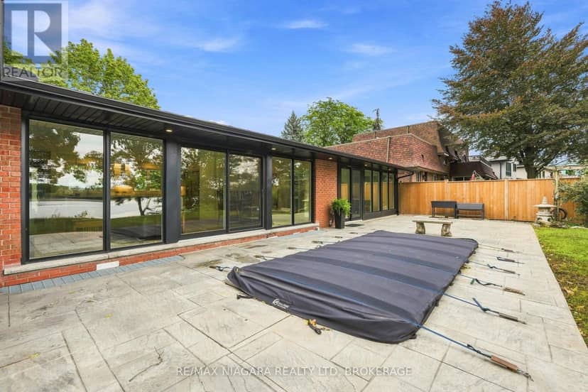 38 Royal Henley Boulevard — photo 31 of 40