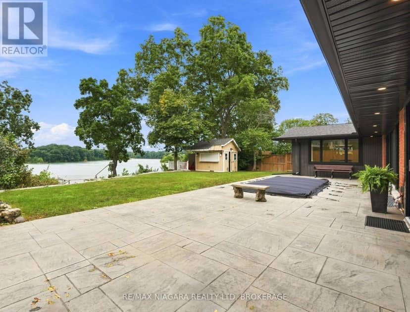 38 Royal Henley Boulevard — photo 32 of 40