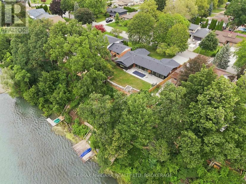 38 Royal Henley Boulevard — photo 38 of 40