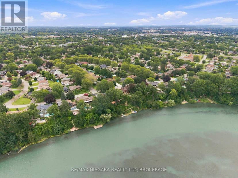 38 Royal Henley Boulevard — photo 40 of 40