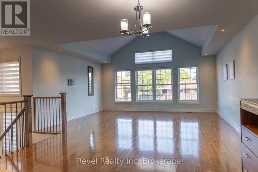 156 Greenwood Avenue — photo 10 of 27