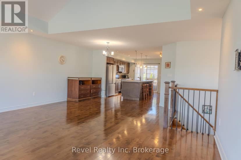 156 Greenwood Avenue — photo 12 of 27