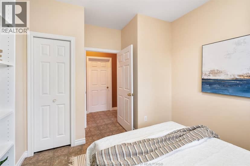 15 Oakgrove Lane — photo 20 of 40