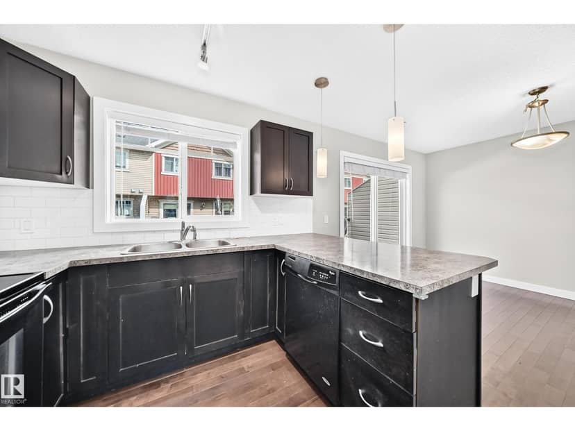 #73 9535 217 ST NW, Edmonton, photo 2