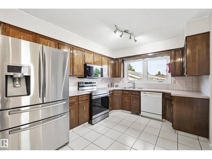 17312 105 ST NW, Edmonton, photo 2