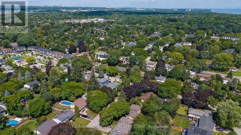 144 Ulster Drive — photo 17 of 19