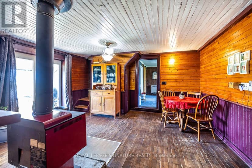 1007 Moor Road — photo 9 of 40