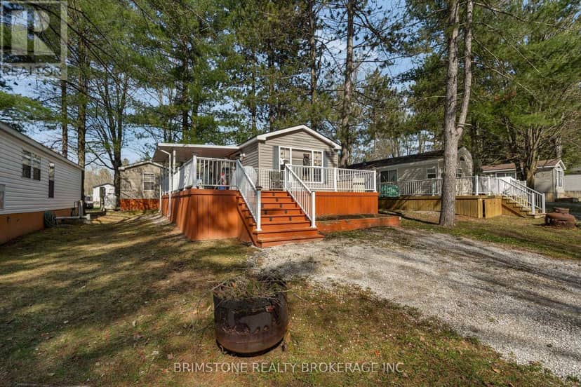 63 - 1082 Shamrock Marina Road, Gravenhurst, photo 4
