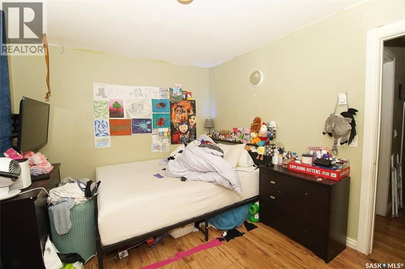 A B 417 Robinson STREET — photo 12 of 24