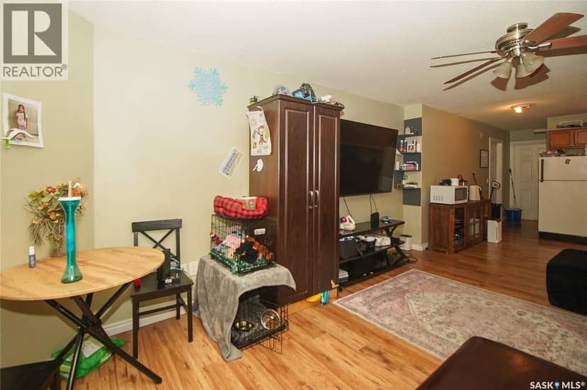 A B 417 Robinson STREET — photo 20 of 24