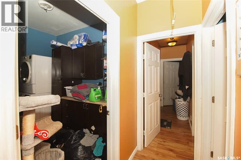 A B 417 Robinson STREET — photo 21 of 24