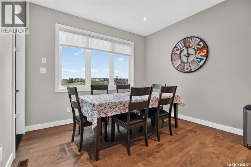 1214 Meier DRIVE — photo 14 of 40