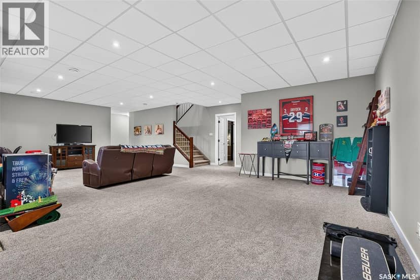 1214 Meier DRIVE — photo 33 of 40