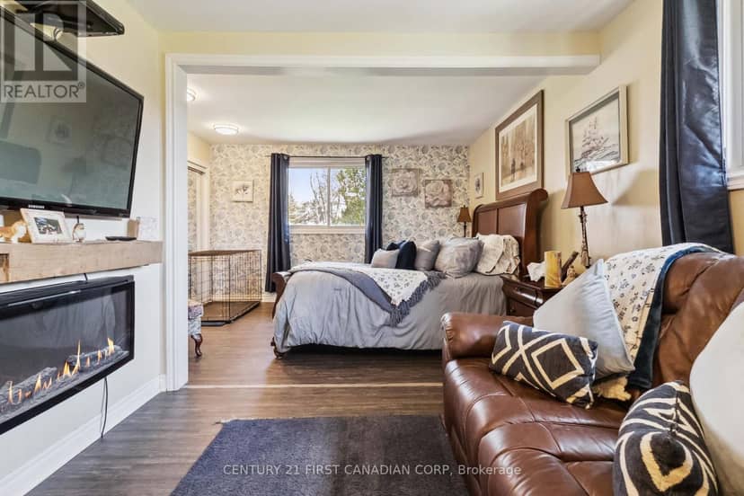 20883 Rebecca Road — photo 17 of 40