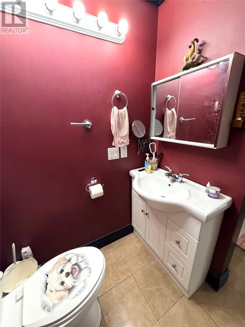 2048 Red Cliff Road — photo 11 of 25