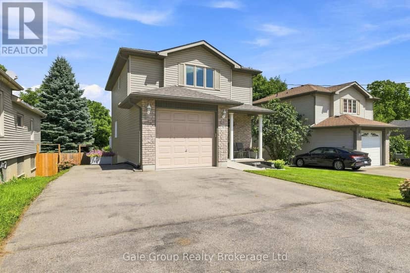 216 Thames Street N, Ingersoll, photo 2