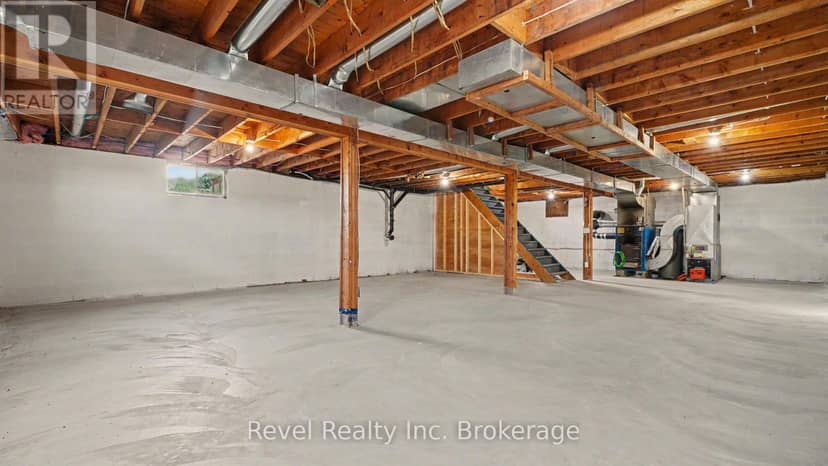 125 Booth Road — photo 21 of 33