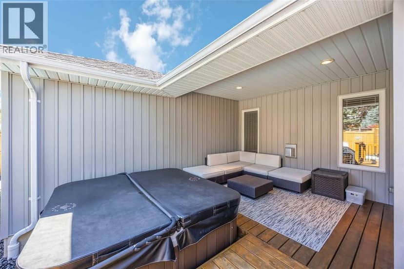 1040 Finch Drive — photo 33 of 33