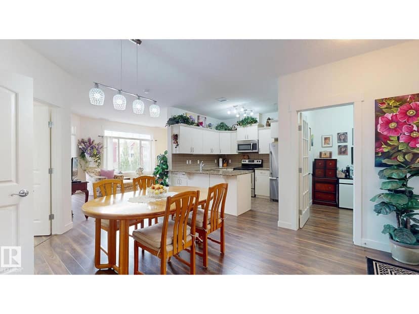 #313 511 Queen St — photo 10 of 40