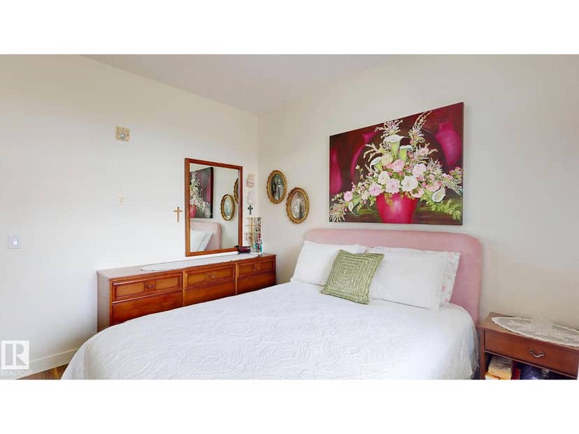 #313 511 Queen St — photo 21 of 40