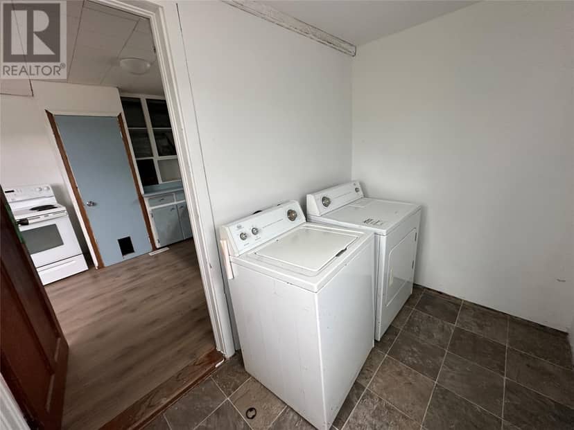 950 Main Road — photo 17 of 24