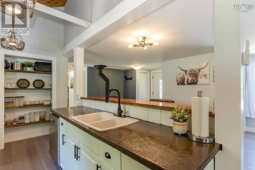 55 Crocker Road, Harmony, photo 2