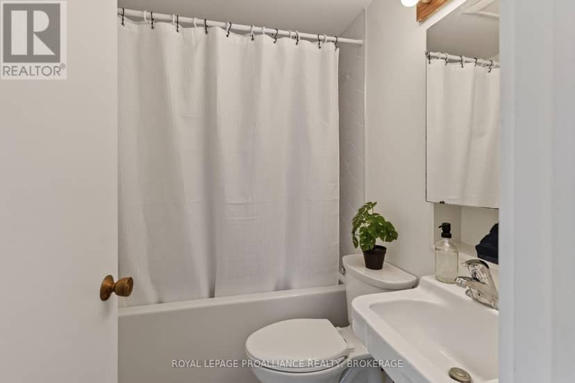 1103 County Road 2 — photo 10 of 40