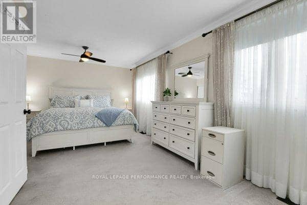 401 Phoenix Crescent — photo 18 of 32