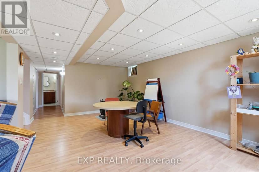 2465 Woods Street — photo 26 of 40