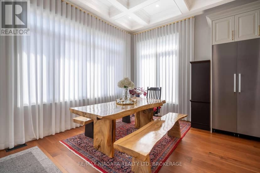 327 Queenston Road — photo 13 of 40