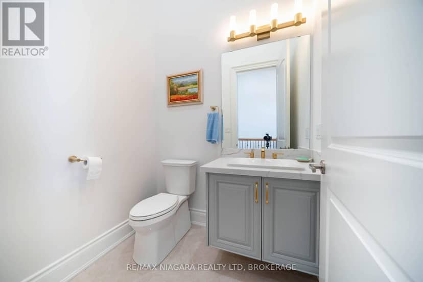 327 Queenston Road — photo 9 of 40