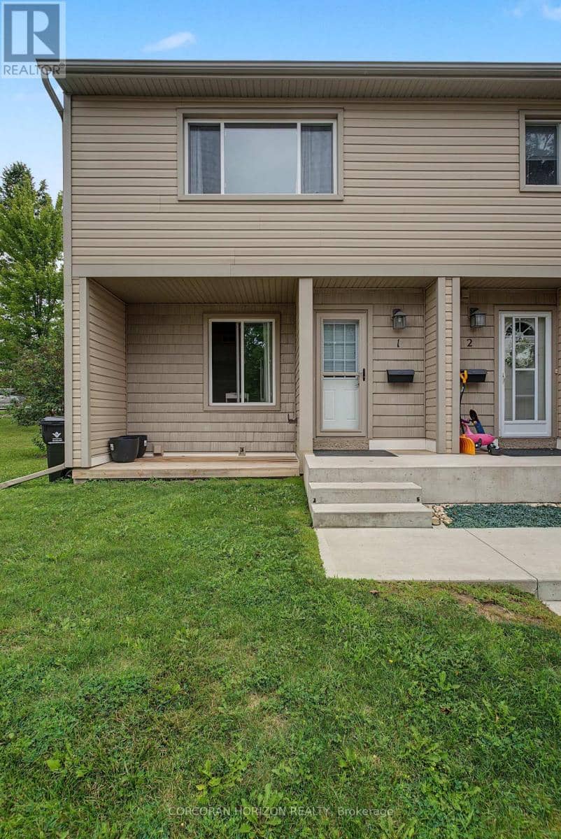 1 - 15 Green Valley Drive — photo 3 of 40