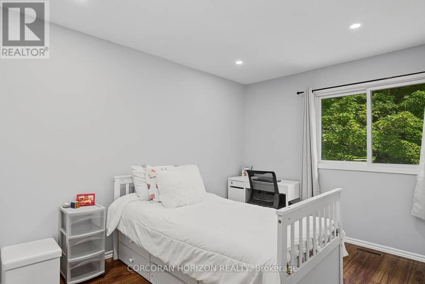 1 - 15 Green Valley Drive — photo 34 of 40