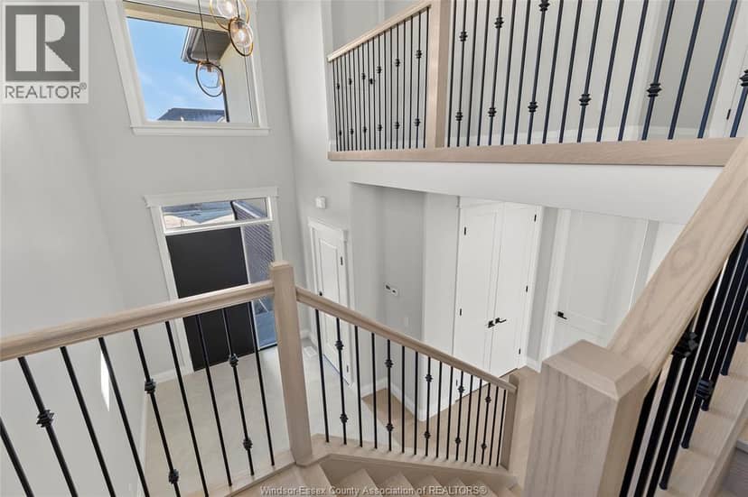 675 Linden — photo 4 of 40