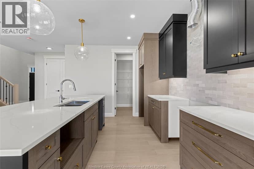 675 Linden — photo 15 of 40