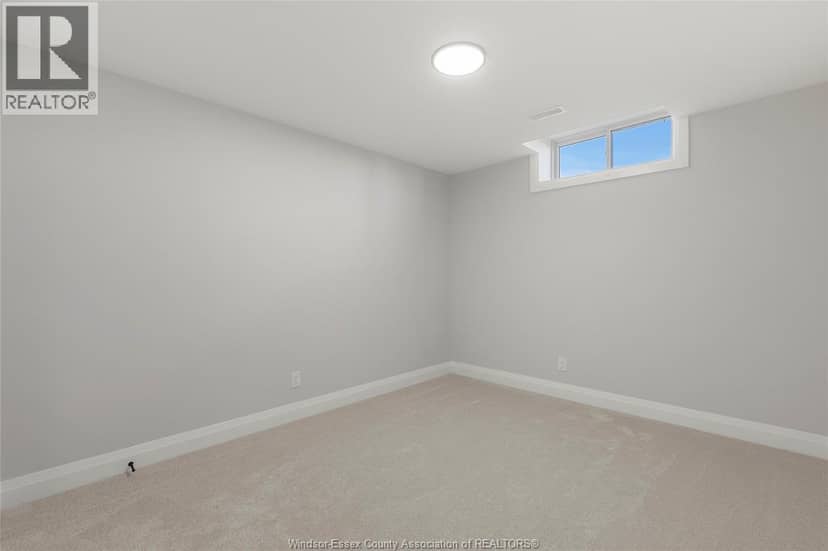 675 Linden — photo 34 of 40